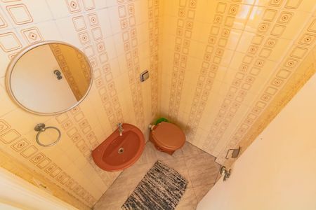 Casa à venda com 300m², 3 quartos e 4 vagas Casa à venda com 300m², 3 quartos e 4 vagasLavabo