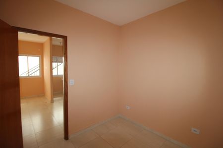 Quarto 1 de apartamento para alugar com 1 quarto, 35m² em Vila Mazzei, São Paulo