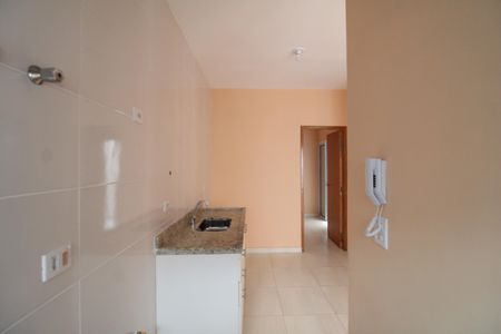 Sala/Cozinha de apartamento para alugar com 1 quarto, 35m² em Vila Mazzei, São Paulo