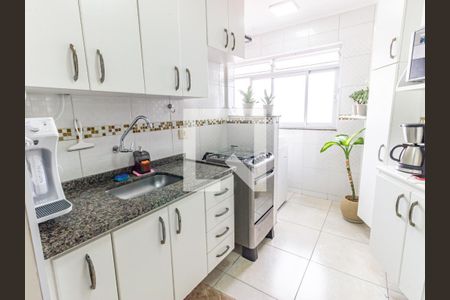 Apartamento à venda com 57m², 2 quartos e 1 vaga Apartamento à venda com 57m², 2 quartos e 1 vagaCozinha