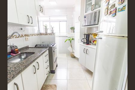 Apartamento à venda com 57m², 2 quartos e 1 vaga Apartamento à venda com 57m², 2 quartos e 1 vagaCozinha