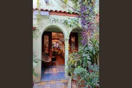 Casa à venda com 120m², 3 quartos e 1 vaga