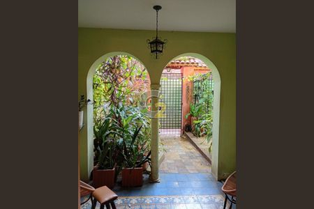 Casa à venda com 120m², 3 quartos e 1 vaga