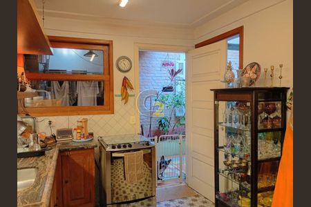 Casa à venda com 120m², 3 quartos e 1 vaga