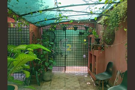 Casa à venda com 120m², 3 quartos e 1 vaga