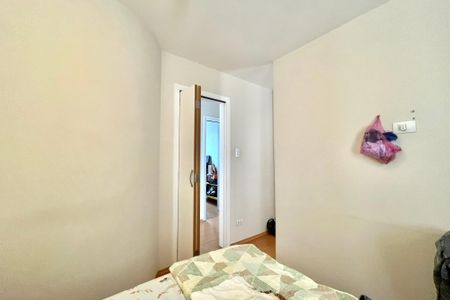 Casa à venda com 200m², 4 quartos e 2 vagasEdícula - Quarto