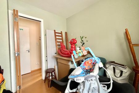 Casa à venda com 200m², 4 quartos e 2 vagasEdícula - Quarto 2 