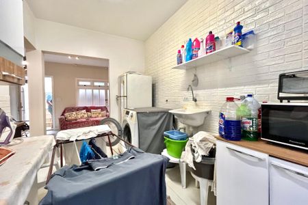 Casa à venda com 200m², 4 quartos e 2 vagasEdícula - Área de Serviço