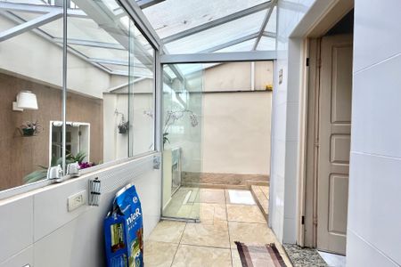 Casa à venda com 200m², 4 quartos e 2 vagasÁrea de Serviço