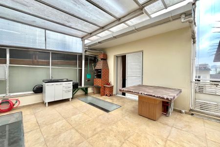 Casa à venda com 200m², 4 quartos e 2 vagasVaranda - Sala