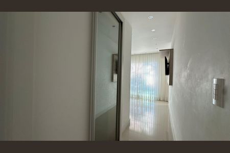 Casa de condomínio à venda com 350m², 3 quartos e 2 vagasSuíte 3