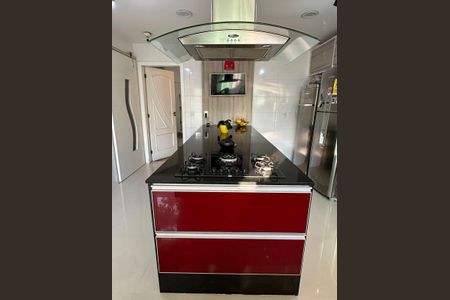 Casa de condomínio à venda com 350m², 3 quartos e 2 vagasCozinha