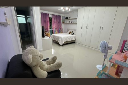 Casa de condomínio à venda com 350m², 3 quartos e 2 vagasSuíte 1