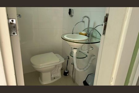 Casa de condomínio à venda com 350m², 3 quartos e 2 vagasLavabo da Piscina