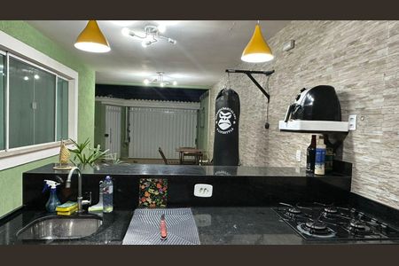 Casa de condomínio à venda com 350m², 3 quartos e 2 vagasEspaço Gourmet