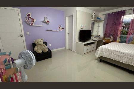 Casa de condomínio à venda com 350m², 3 quartos e 2 vagasSuíte 1