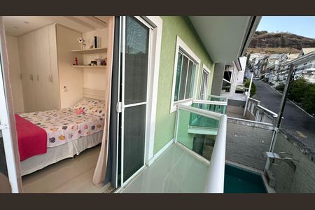 Casa de condomínio à venda com 350m², 3 quartos e 2 vagasSuíte 2