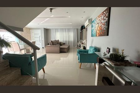 Sala de casa de condomínio à venda com 3 quartos, 350m² em Jacarepaguá, Rio de Janeiro