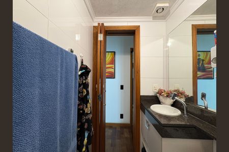 Apartamento à venda com 67m², 3 quartos e 1 vaga Apartamento à venda com 67m², 3 quartos e 1 vagaBanheiro