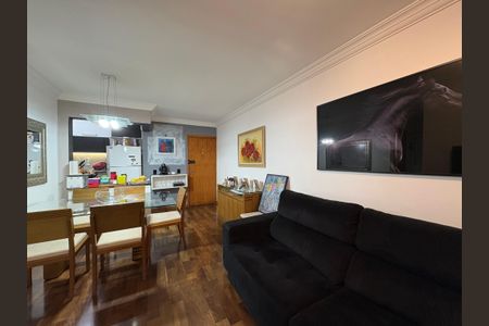 Apartamento à venda com 67m², 3 quartos e 1 vaga Apartamento à venda com 67m², 3 quartos e 1 vagaSala
