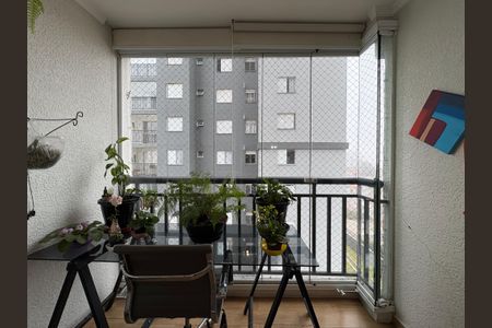 Apartamento à venda com 67m², 3 quartos e 1 vaga Apartamento à venda com 67m², 3 quartos e 1 vagaSacada