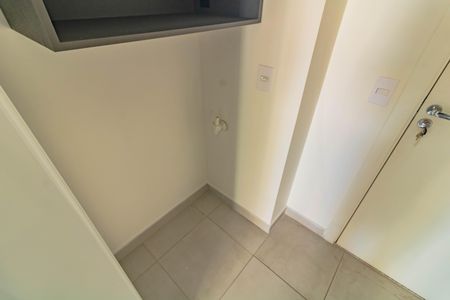 Banheiro de kitnet/studio para alugar com 1 quarto, 25m² em Vila Clementino, São Paulo