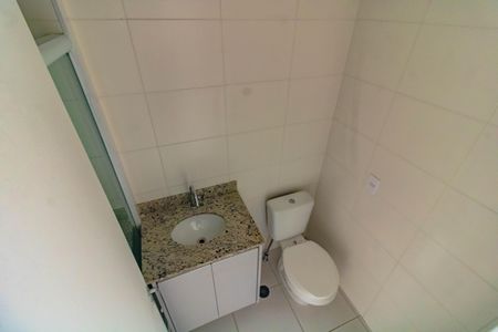 Banheiro de kitnet/studio para alugar com 1 quarto, 25m² em Vila Clementino, São Paulo
