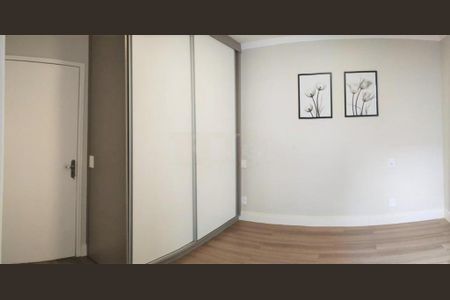 Casa à venda com 238m², 3 quartos e 4 vagas