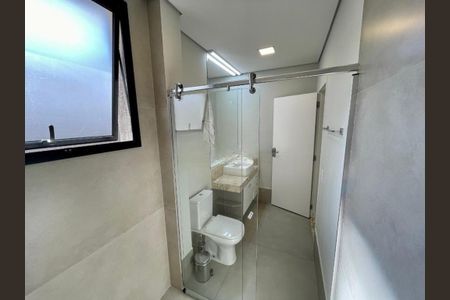 Casa à venda com 238m², 3 quartos e 4 vagas