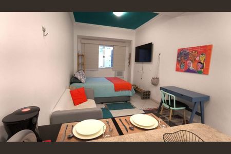 Apartamento à venda com 1 quarto, 30m² em Leme, Rio de Janeiro