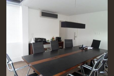 Casa à venda com 4 quartos, 145m² em Brooklin, São Paulo