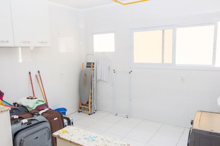 Casa de condomínio à venda com 258m², 4 quartos e 4 vagasÁrea de Serviço