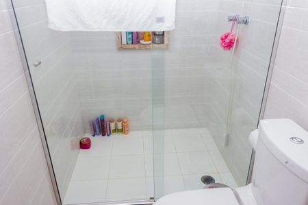 Casa de condomínio à venda com 258m², 4 quartos e 4 vagasBanheiro