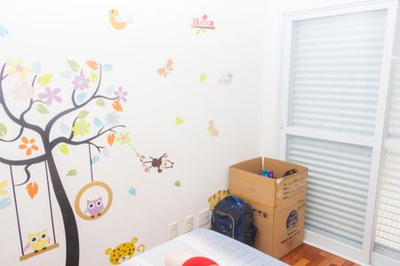 Casa de condomínio à venda com 258m², 4 quartos e 4 vagasQuarto 2