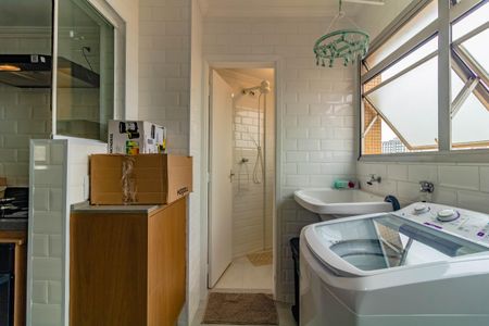 Apartamento à venda com 60m², 2 quartos e 1 vaga Apartamento à venda com 60m², 2 quartos e 1 vagaÁrea de Serviço