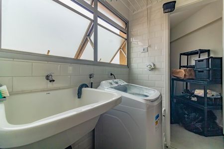 Apartamento à venda com 60m², 2 quartos e 1 vaga Apartamento à venda com 60m², 2 quartos e 1 vagaÁrea de Serviço