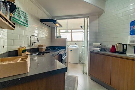 Apartamento à venda com 60m², 2 quartos e 1 vaga Apartamento à venda com 60m², 2 quartos e 1 vagaCozinha
