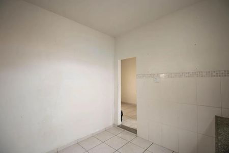 Quarto de casa para alugar com 1 quarto, 60m² em Portal dos Gramados, Guarulhos