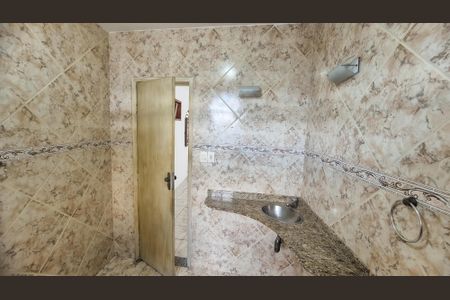 Apartamento para alugar com 80m², 2 quartos e sem vaga Apartamento para alugar com 80m², 2 quartos e sem vagaBanheiro da Suíte