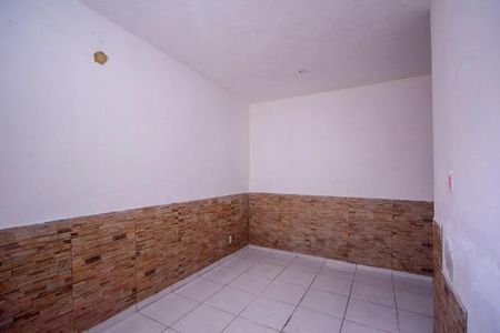 Quarto de casa para alugar com 1 quarto, 60m² em Portal dos Gramados, Guarulhos
