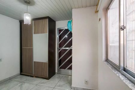 Quarto de casa de condomínio para alugar com 2 quartos, 90m² em Portal dos Gramados, Guarulhos