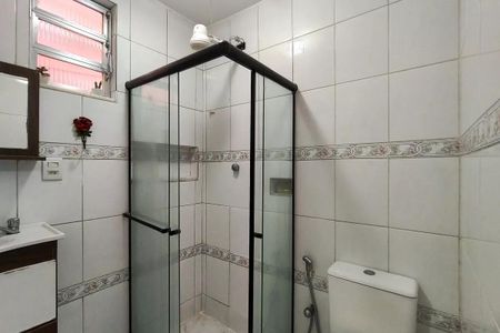 Banheiro  de casa de condomínio para alugar com 2 quartos, 90m² em Portal dos Gramados, Guarulhos
