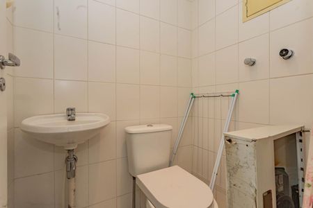 Apartamento à venda com 140m², 3 quartos e 2 vagasBanheiro de Serviço