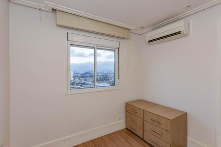 Apartamento à venda com 140m², 3 quartos e 2 vagasSuíte