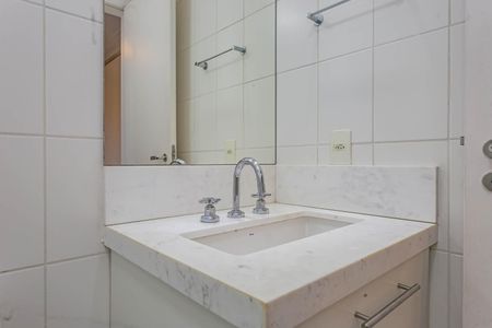 Apartamento à venda com 140m², 3 quartos e 2 vagasBanheiro da Suíte