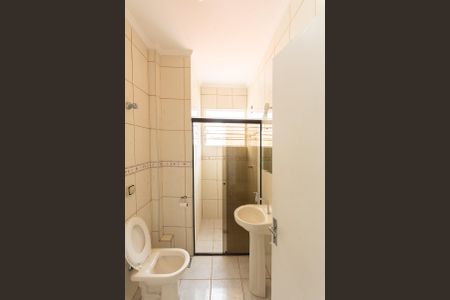 Apartamento à venda com 76m², 2 quartos e 1 vaga Apartamento à venda com 76m², 2 quartos e 1 vagaBanheiro