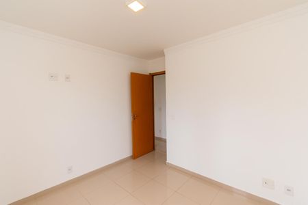 Apartamento para alugar com 47m², 2 quartos e 1 vaga Apartamento para alugar com 47m², 2 quartos e 1 vagaQuarto 2