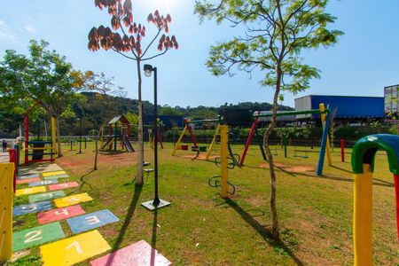 Apartamento para alugar com 47m², 2 quartos e 1 vaga Apartamento para alugar com 47m², 2 quartos e 1 vagaÁrea comum - Playground