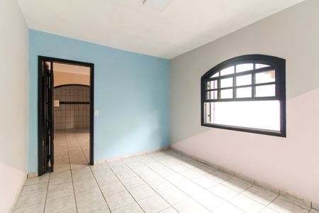 Casa para alugar com 37m², 1 quarto e 1 vagaQuarto