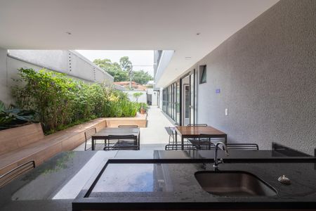 Apartamento à venda com 40m², 1 quarto e sem vagaÁrea comum - Churrasqueira